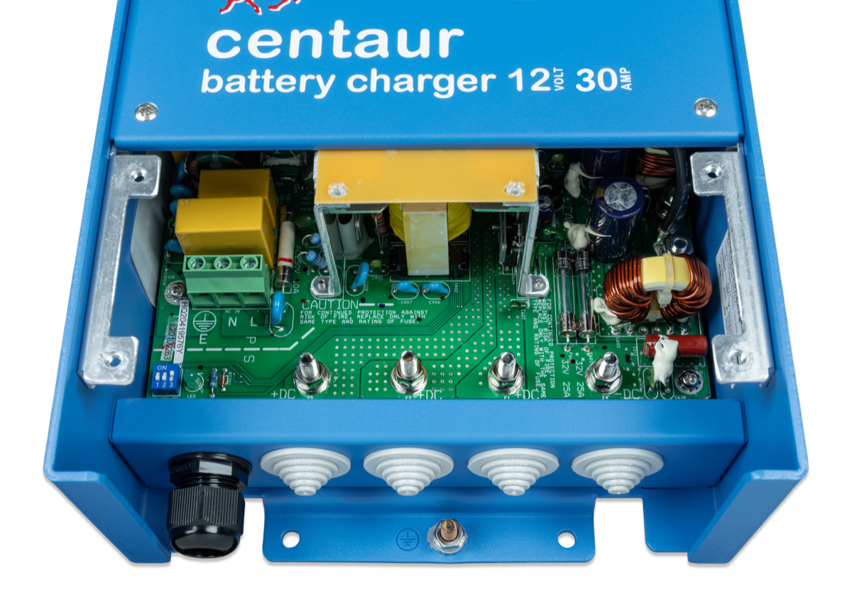 Victron Energy Battery Charger Centaur 12V 20A (3) 90-265V - Charge 3 battery banks